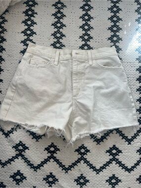 Women's High-Rise Raw Hem Shorts - White